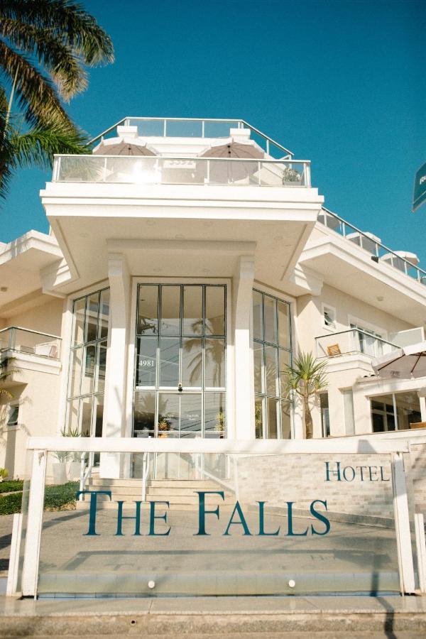 גוארויה The Falls Hotel מראה חיצוני תמונה