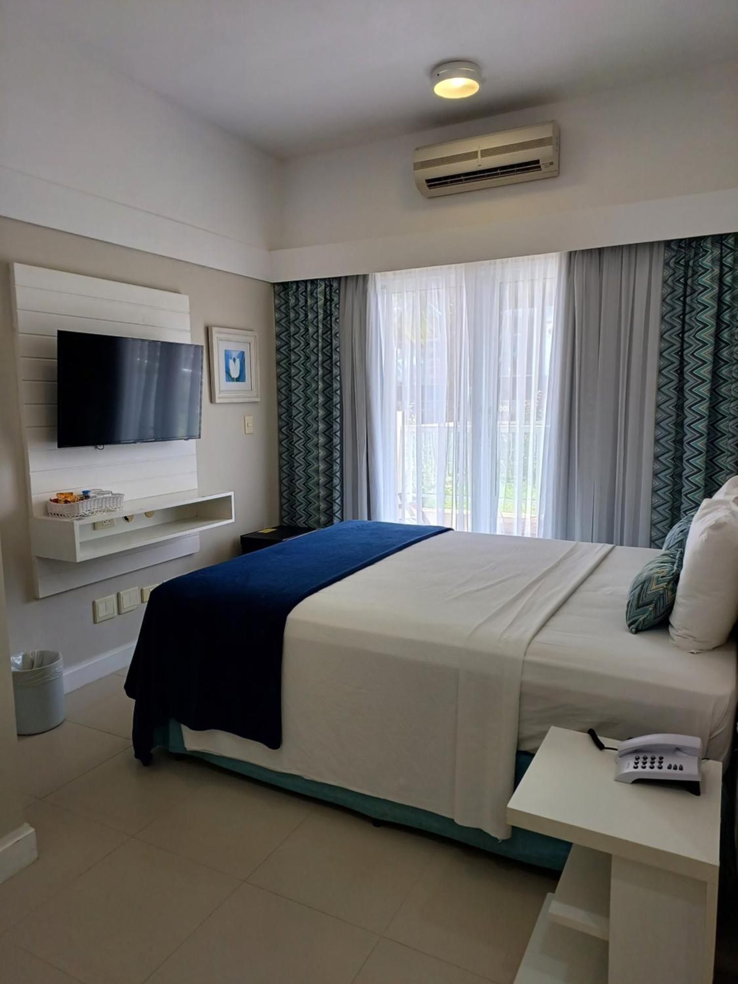 גוארויה The Falls Hotel מראה חיצוני תמונה