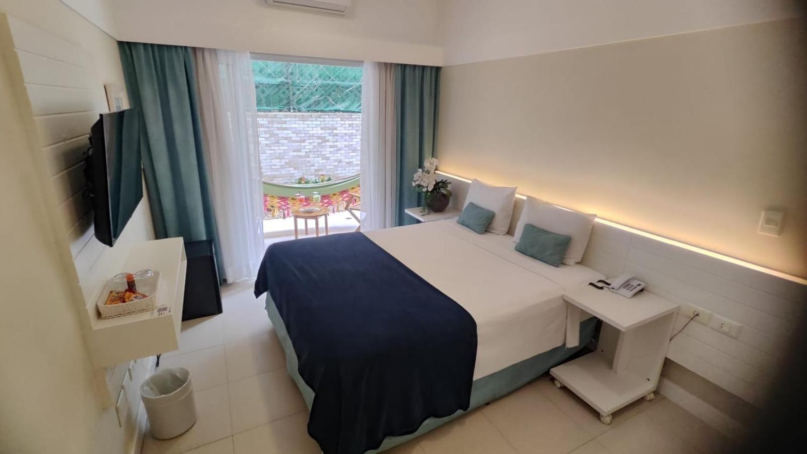 גוארויה The Falls Hotel מראה חיצוני תמונה